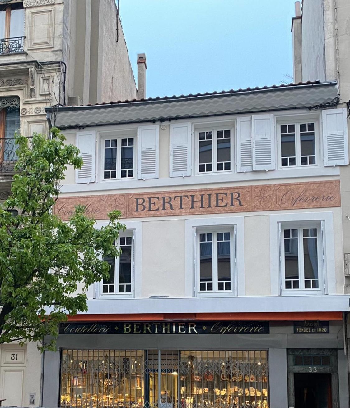 Le « Victor Hugo » Valence Centre Lägenhet Exteriör bild